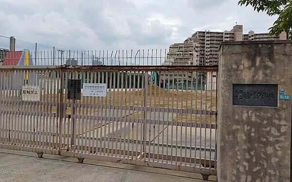 大阪市立淀川中学校 400m