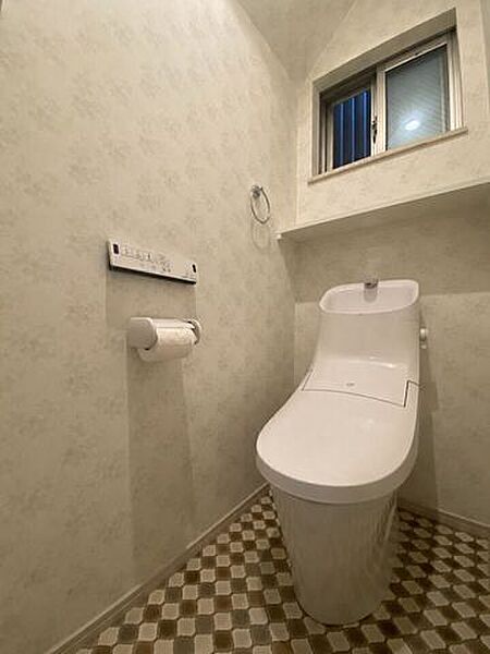 トイレを拡大表示