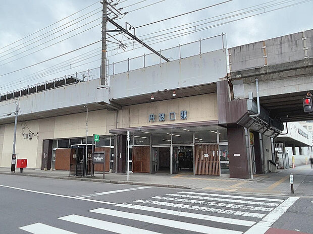 JR『丹波口駅』…徒歩約11分（約800ｍ）