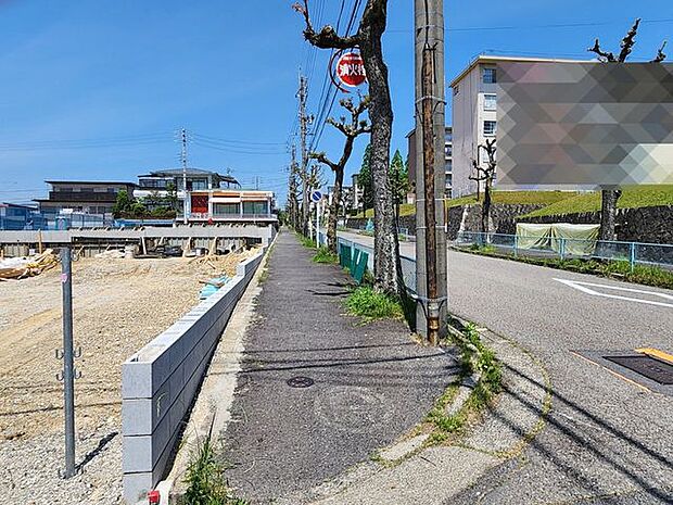 2沿線利用可能な「高蔵寺駅」まで、徒歩3分の最寄りバス停からバスで約8分！