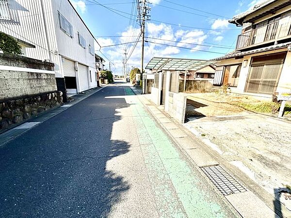 前面道路含む現地写真