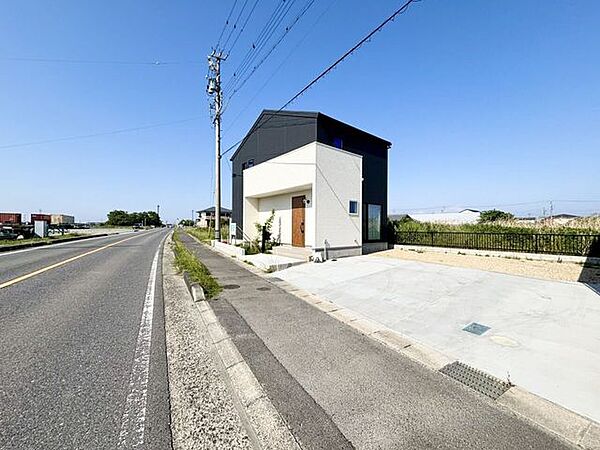 前面道路含む現地写真