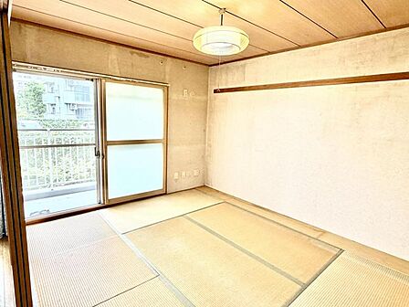 和室(南側・6畳)