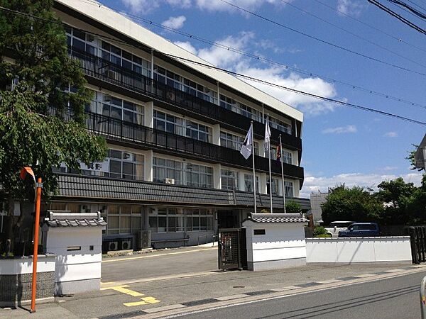 亀岡市立亀岡中学校