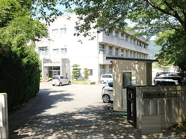 亀岡市立城西小学校