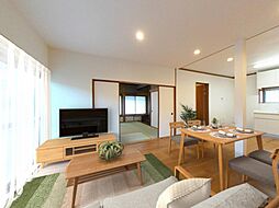 リビング/ダイニングの画像