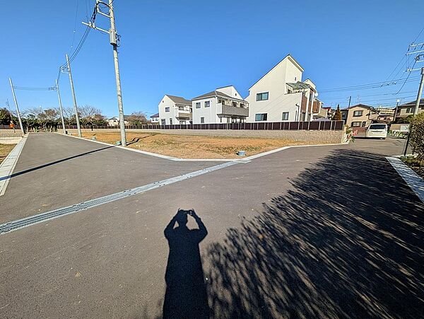 敷地面積約５５坪　建築条件なし売地　お好きなハウスメーカーで建築可能です♪　全１６区画の新規開発分譲地