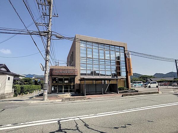 萩山口信用金庫宮野支店(354m)