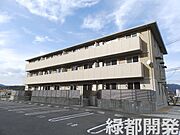 上郷駅より徒歩5分 3階 築13年7ヶ月の賃貸物件