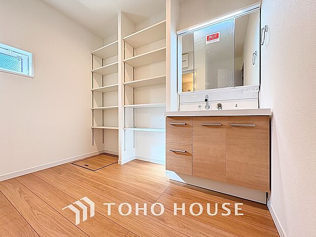 使いやすく清潔感のある洗面所。快適な身支度をサポートします。