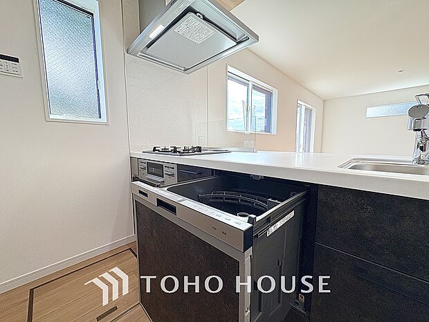 時間を大切に、手間いらず。食洗機が快適な暮らしをサポートします。