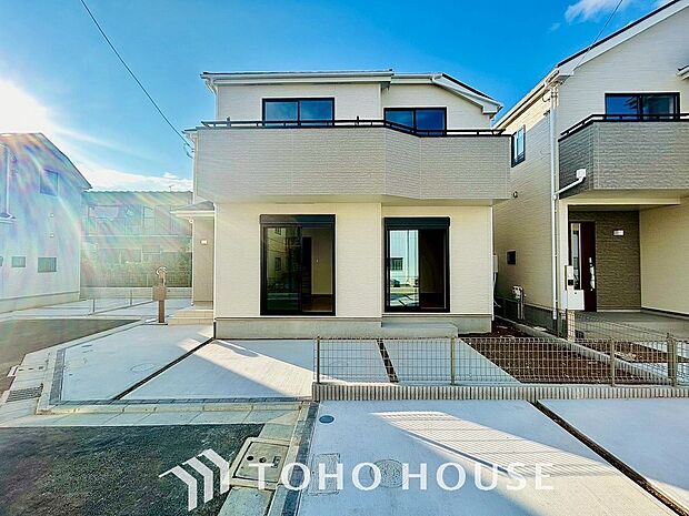 駐車スペースも完備(駐車できる車種などについてはお問い合わせくださいませ)