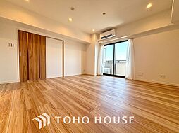 フォレスト国立 3LDKのリビング/ダイニング