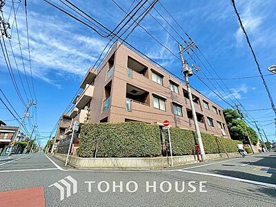 外観:外観が語る、品格とクオリティ。目を惹く佇まいが特徴です。 外観:外観が語る、品格とクオリティ。目を惹く佇まいが特徴です。