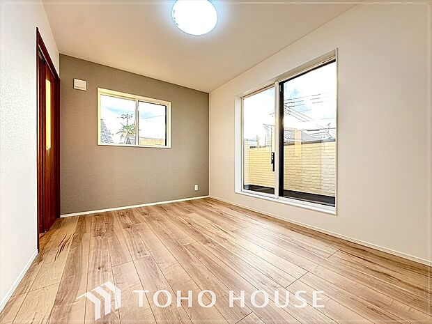 広さがもたらす開放感と豊かな暮らし。快適さを追求した、心地よい居住空間での洗練されたひと時。