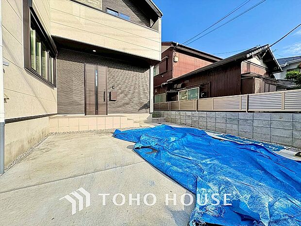 駐車スペースも完備(駐車できる車種などについてはお問い合わせくださいませ)