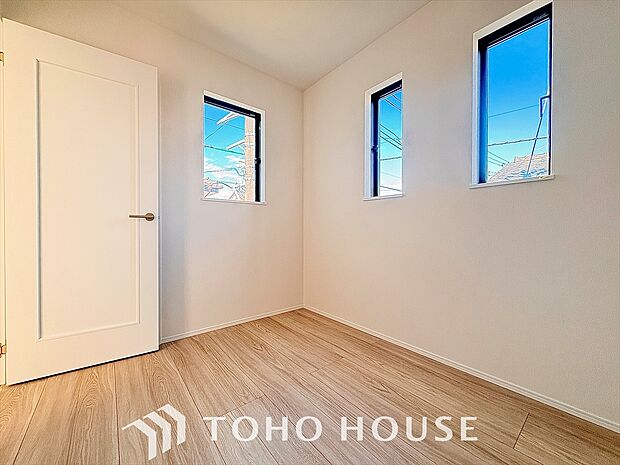 広さがもたらす開放感と豊かな暮らし。快適さを追求した、心地よい居住空間での洗練されたひと時。