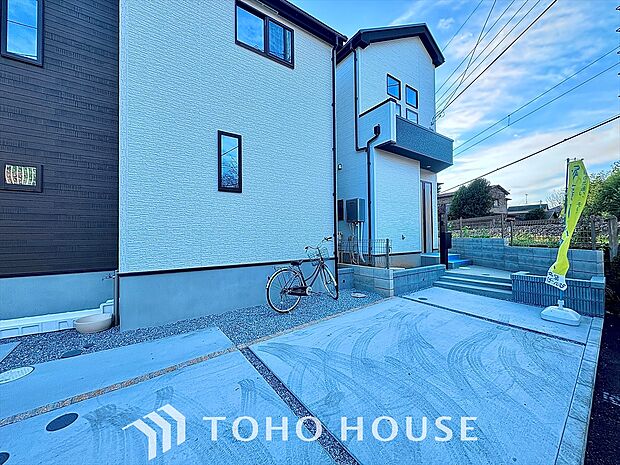 駐車スペースも完備(駐車できる車種などについてはお問い合わせくださいませ)