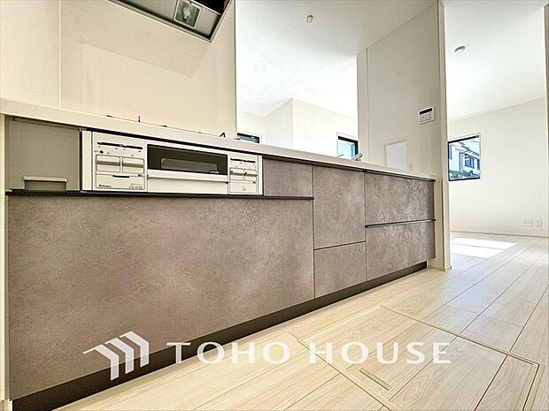 「スタイリッシュ」デザインが映えるカッコいいキッチン。