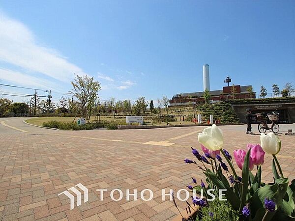 三鷹中央防災公園 距離約450m