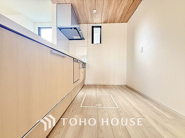 機能性と美しさが融合した、キッチンでの新たな料理体験。美味しい食卓と幸せな時間。