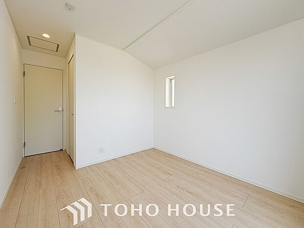 広さがもたらす開放感と豊かな暮らし。快適さを追求した、心地よい居住空間での洗練されたひと時。