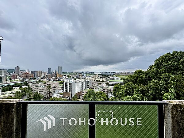バルコニーからの眺望です。