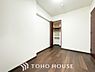 寝室：広々としたお部屋は、インテリアを考える楽しみもありますね。