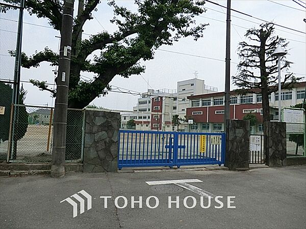 小金井市立緑中学校 距離約500m