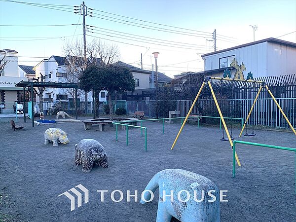 きりん仲よし公園 距離約170m