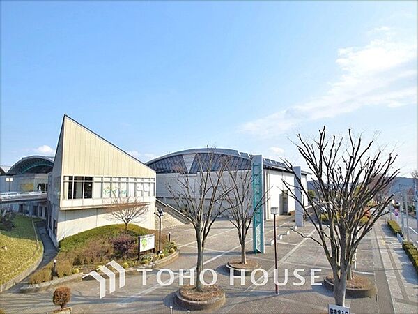 稲城中央公園 距離約500m