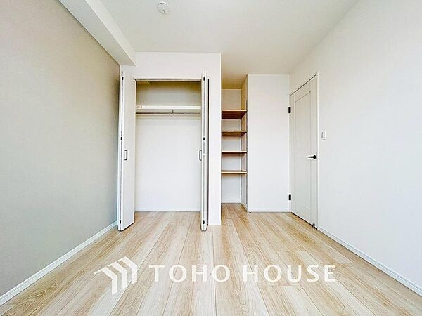 広さがもたらす開放感と豊かな暮らし。快適さを追求した、心地よい居住空間での洗練されたひと時。
