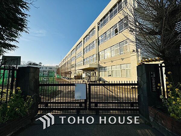 小金井市立小金井第二中学校 距離約700m