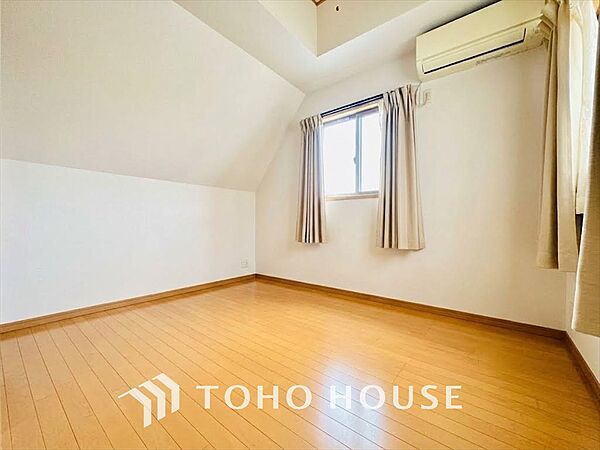くつろぎと穏やかなひととき。居室での自由な時間が、特別な日常を彩ります。※ＣＧで家具・小物を除去しています。