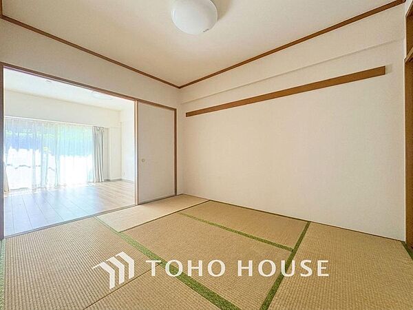 広々としたお部屋は、インテリアを考える楽しみもありますね。