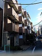 東大前駅より徒歩7分 築21年2ヶ月 9階建の賃貸物件