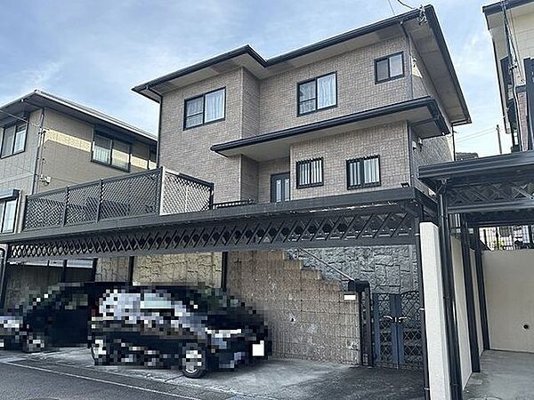 外観：324000022200