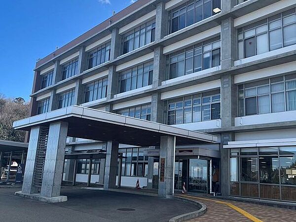 四日市北警察署 600m