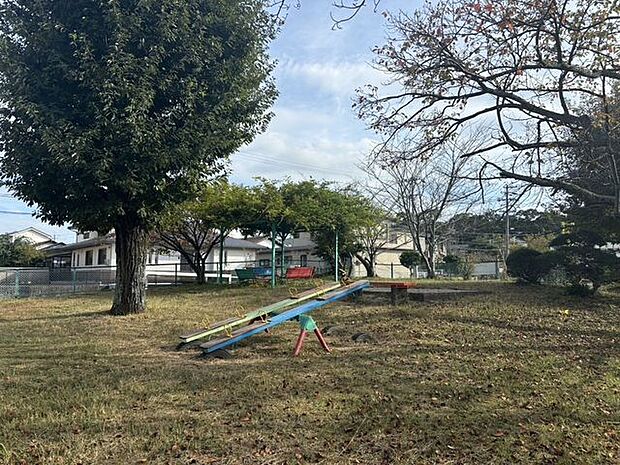 八千代台1号公園 350m