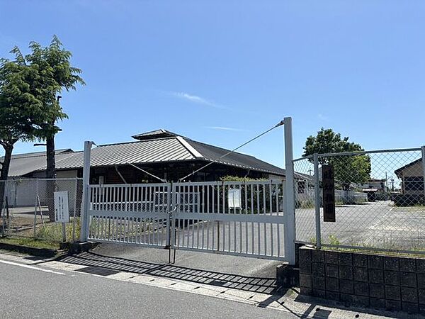 暁幼稚園 350m