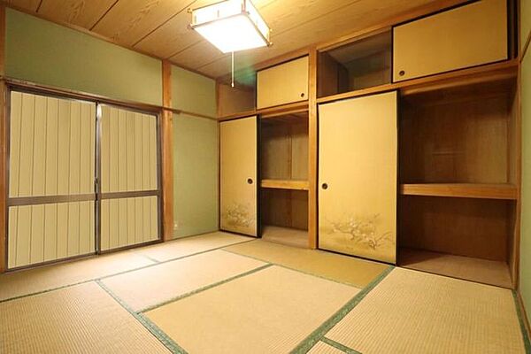 ※家具削除加工を行っており、写真はイメージです※＊2階和室＊