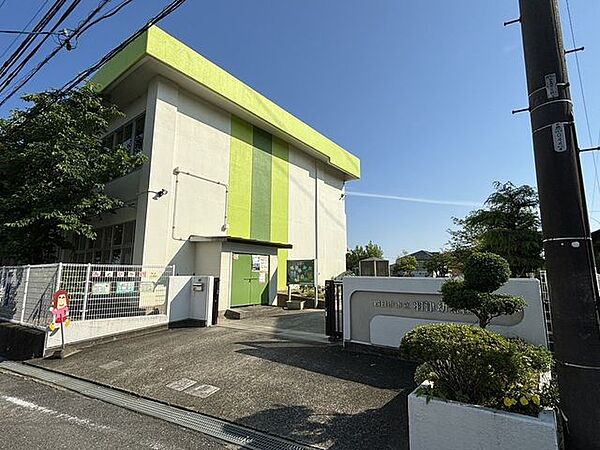 四日市市立羽津幼稚園 1420m