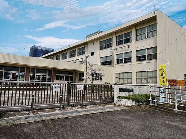 四日市市立下野小学校 1400m