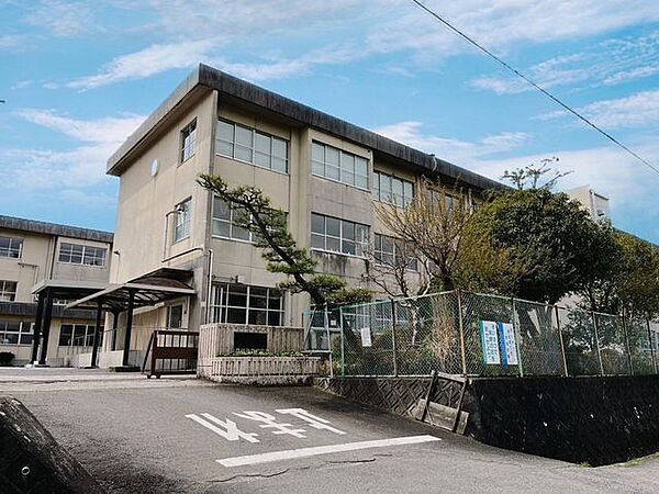 四日市市西朝明中学校 2000m