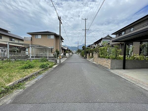 前面道路含む現地写真
