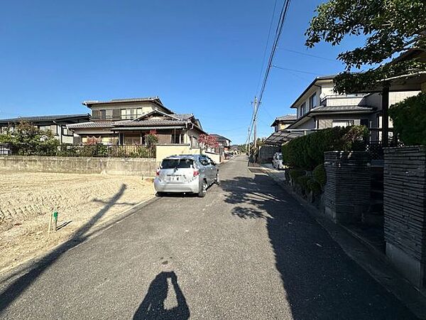 前面道路含む現地写真