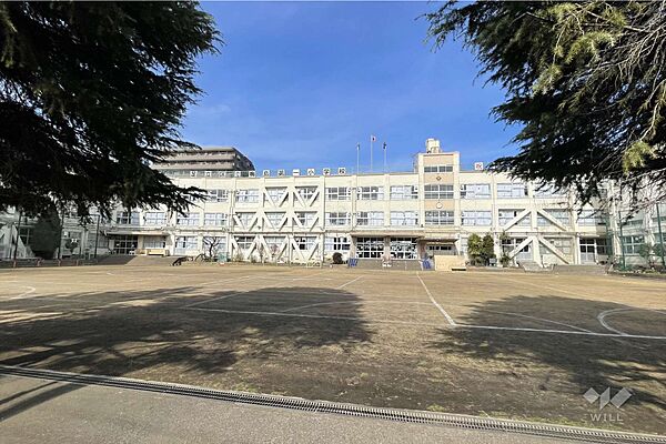 梅島第一小学校[公立]の外観