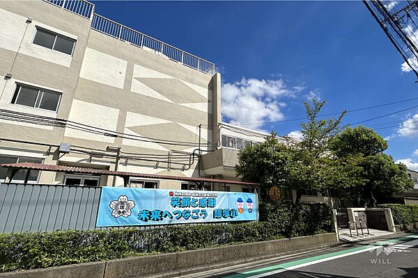 飯塚小学校[公立]の外観