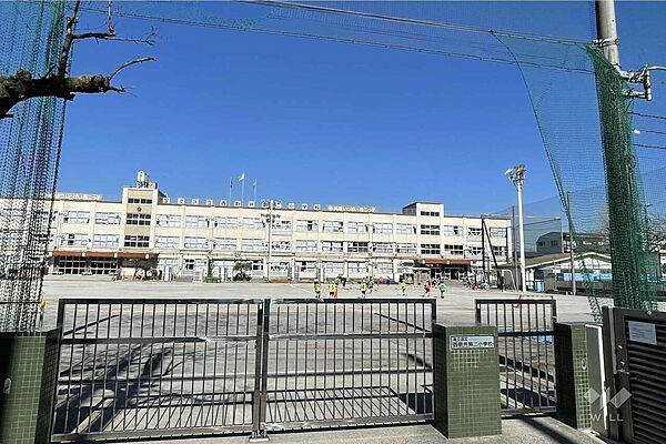 西新井第二小学校[公立]の外観