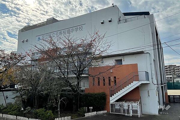 千寿桜堤中学校[公立]の外観